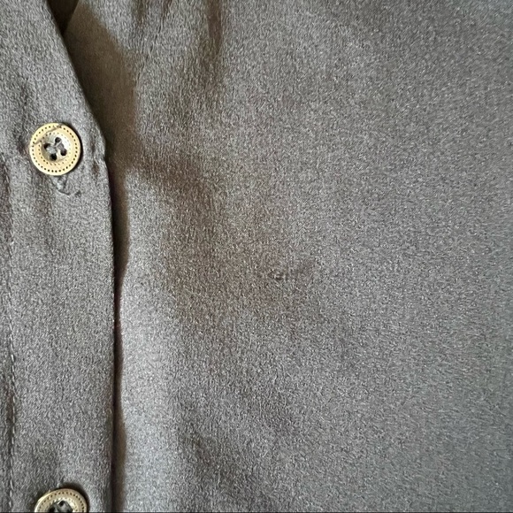 Minkpink Extreme High Low Sleeveless Button Blouse - Picture 8 of 8